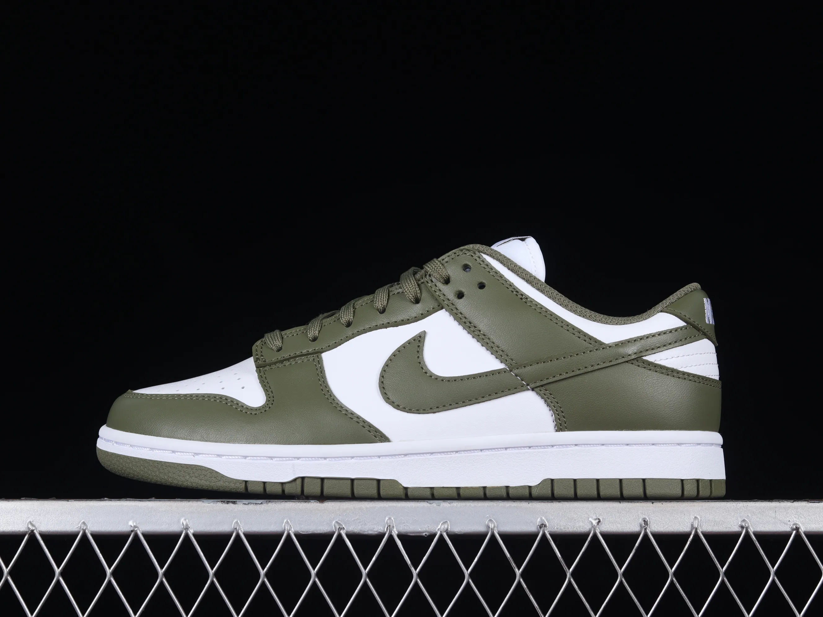 All categories Nk SB Dunk series Nk SB Dunk Low low-top sneakers M version pure original Nk Dunk Low olive green SB smashed backboard fashion casual sneakers DD1503-120
